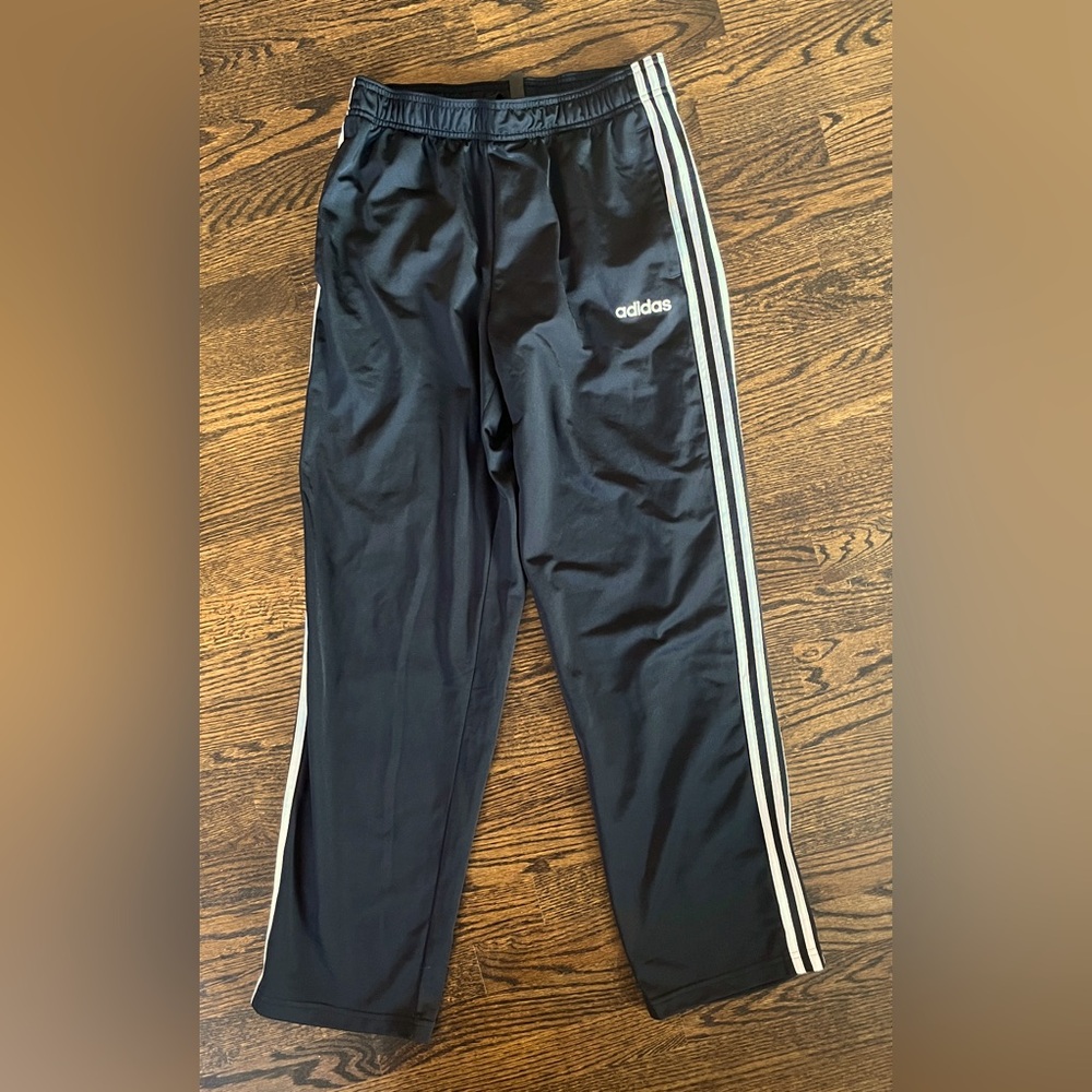 Nike athletic pantss